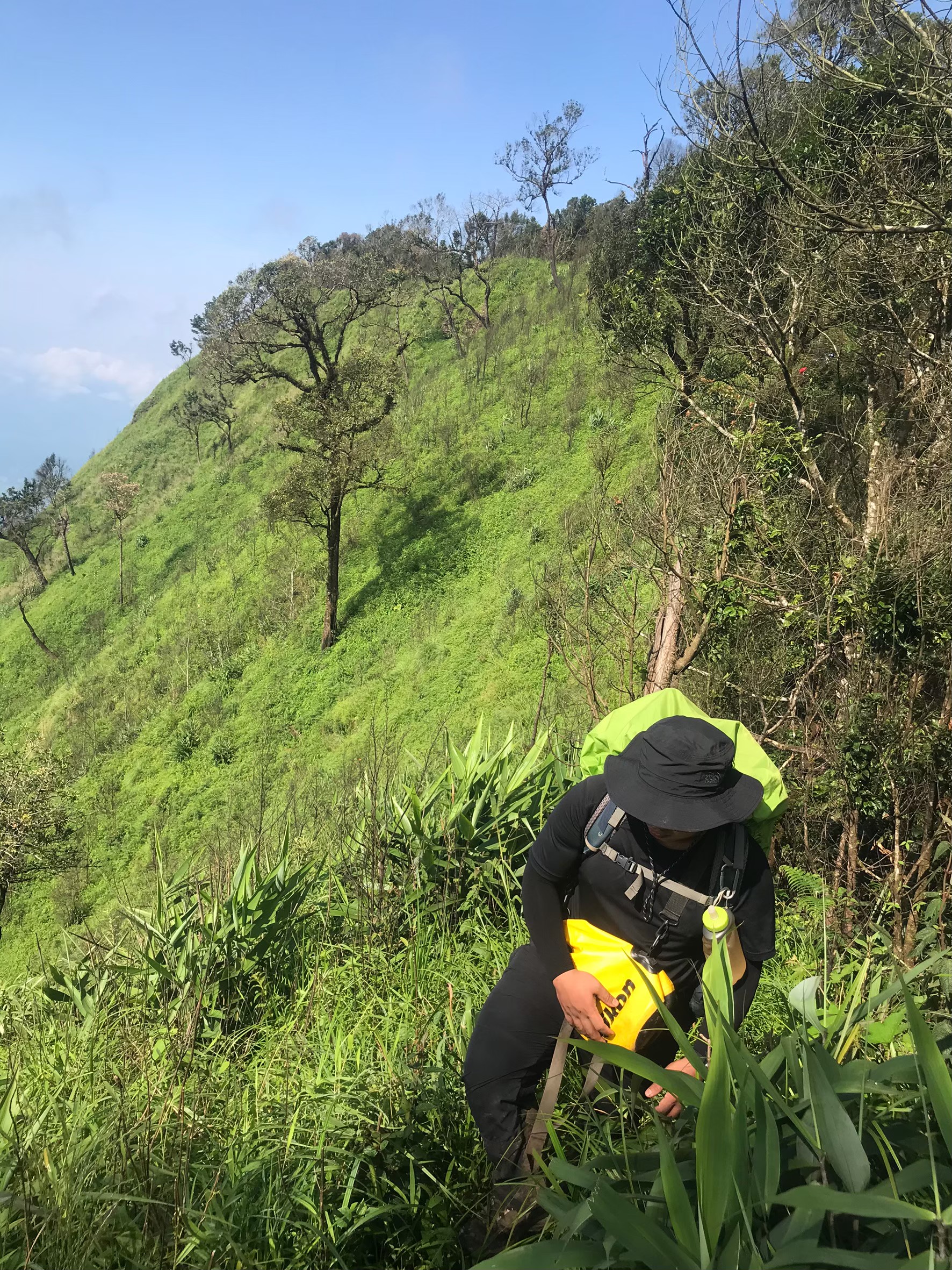 LINE_ALBUM_มือถือ มิ้นท์_250321_12